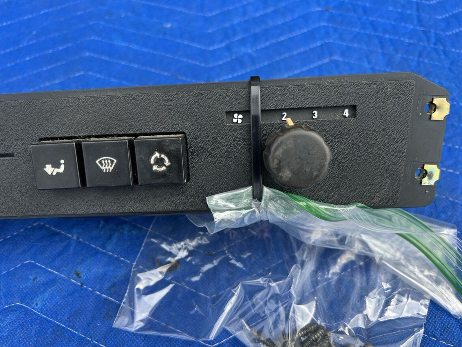 1986-1993 Volvo 240 244 245 Dash Heater HVAC Controls Panel Fan Switch OE #3635E