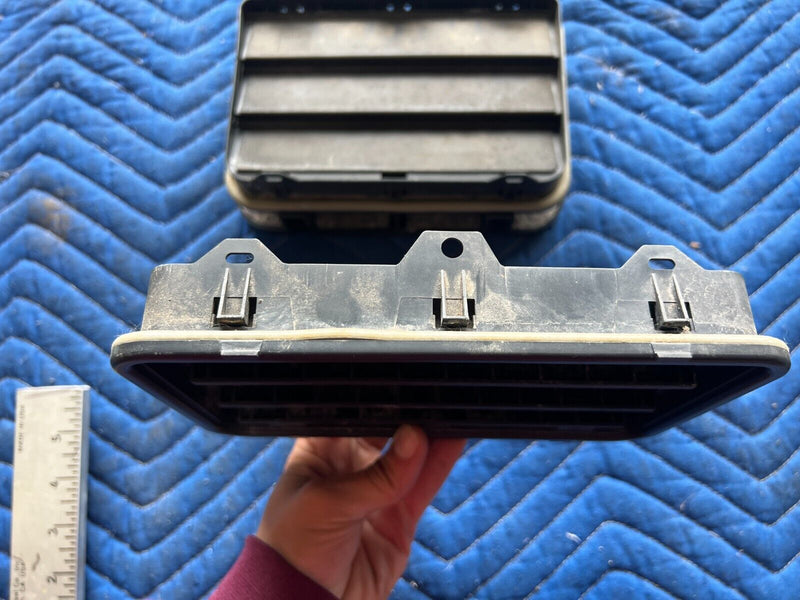 2011-2013 BMW X5 X5M E70 Rear Trunk Pressure Air Pressure Vent Pair OEM #1965EM