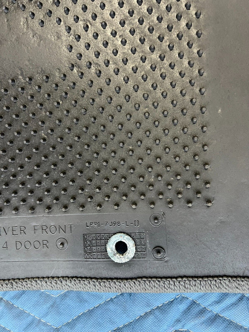 43818944