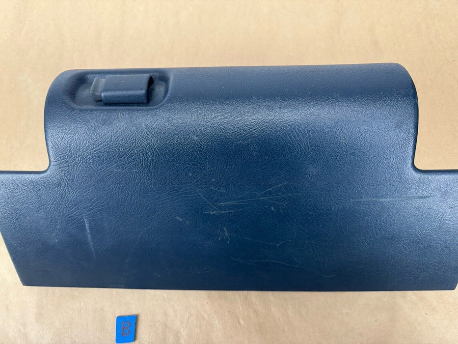 1995-1999 Chevy GMC Silverado Sierra Blue Glove Box Assembly 15991692 #3450EJ