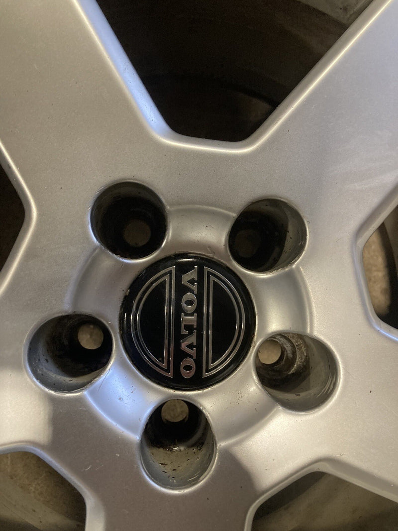 46763298