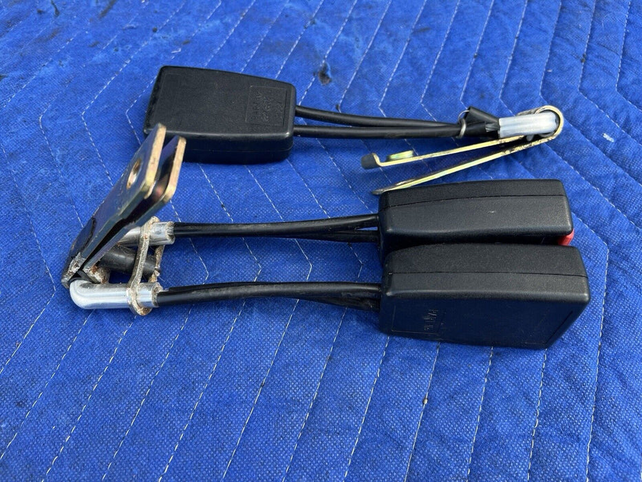 1986-1993 Volvo 240 244 245 Rear Seat Belt Buckle & Lap Belt Set of 3 OEM #3684E