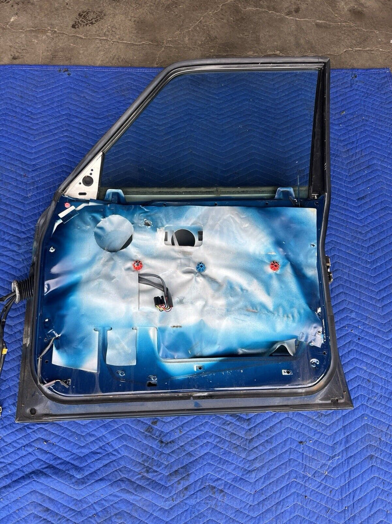 1986-1993 Volvo 240 244 245 Passenger Front Door Right Complete OEM #3753E