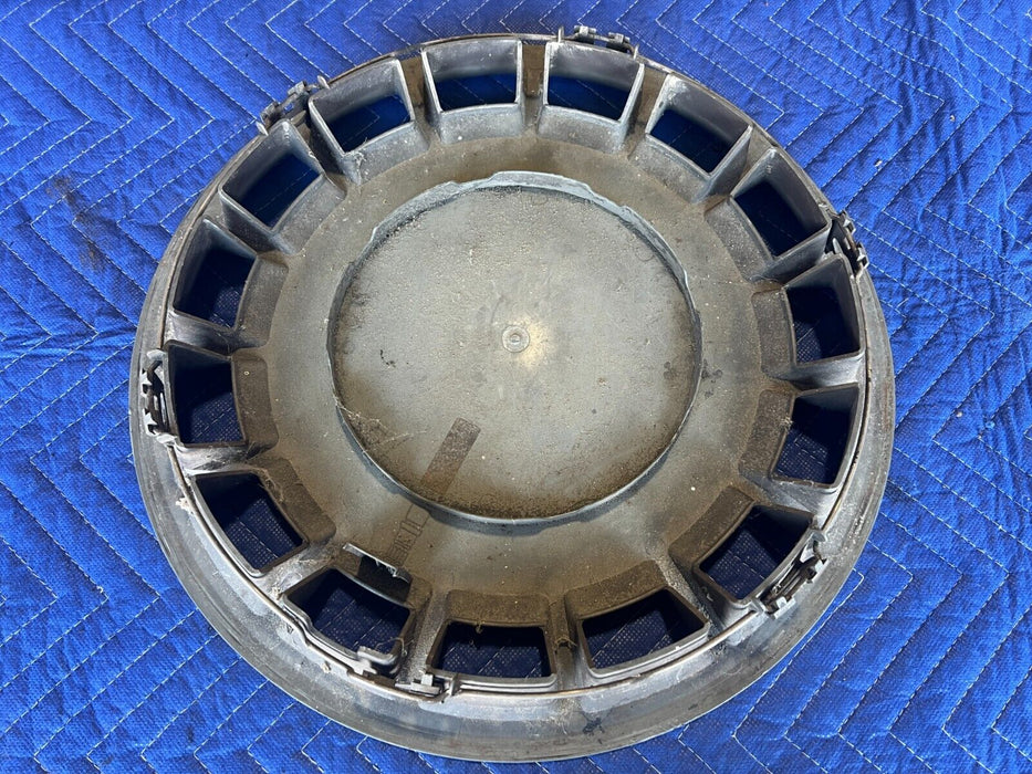 1984-1989 Volvo 740 760 Sedan Hub Cap Wheel Rim Cover Chrome OEM #1669EM