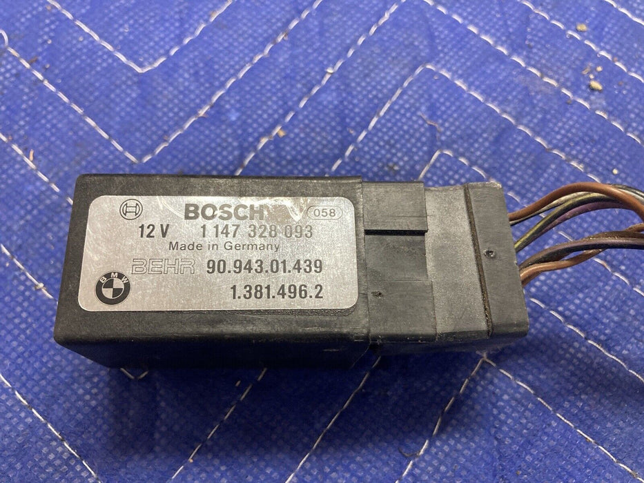 1984-1991 BMW 318i 325i E30 Bosch Climate Control Relay Unit 1381496 OEM #2684M