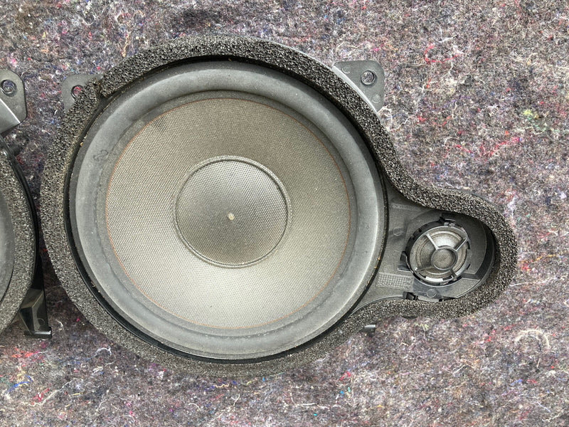 46763586