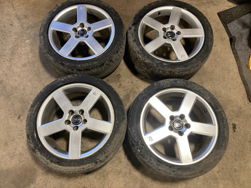 46763298