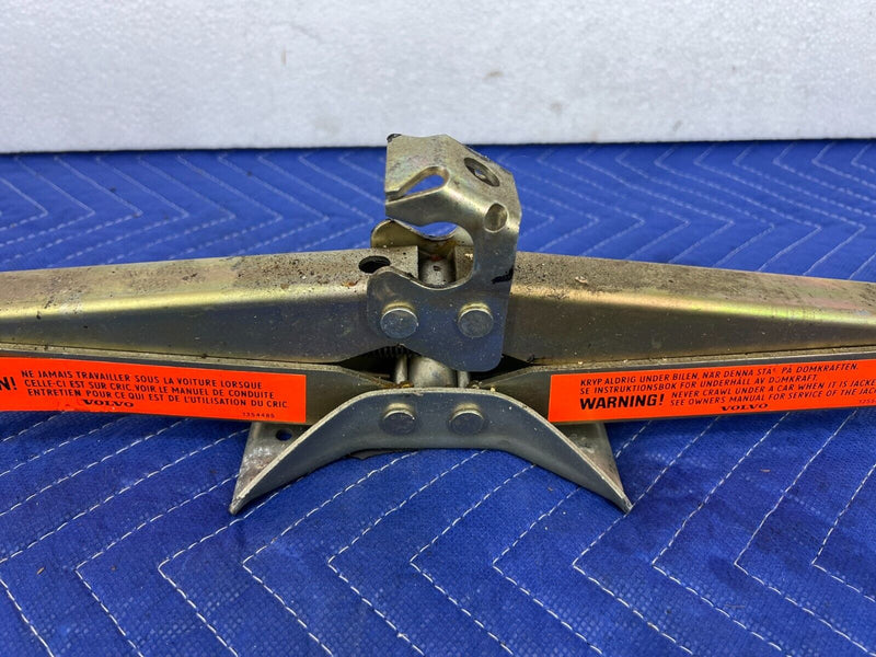 1984-1989 Volvo 740 760 Sedan Emergency Jack & Tool Kit Spare Tire OEM #1631EM