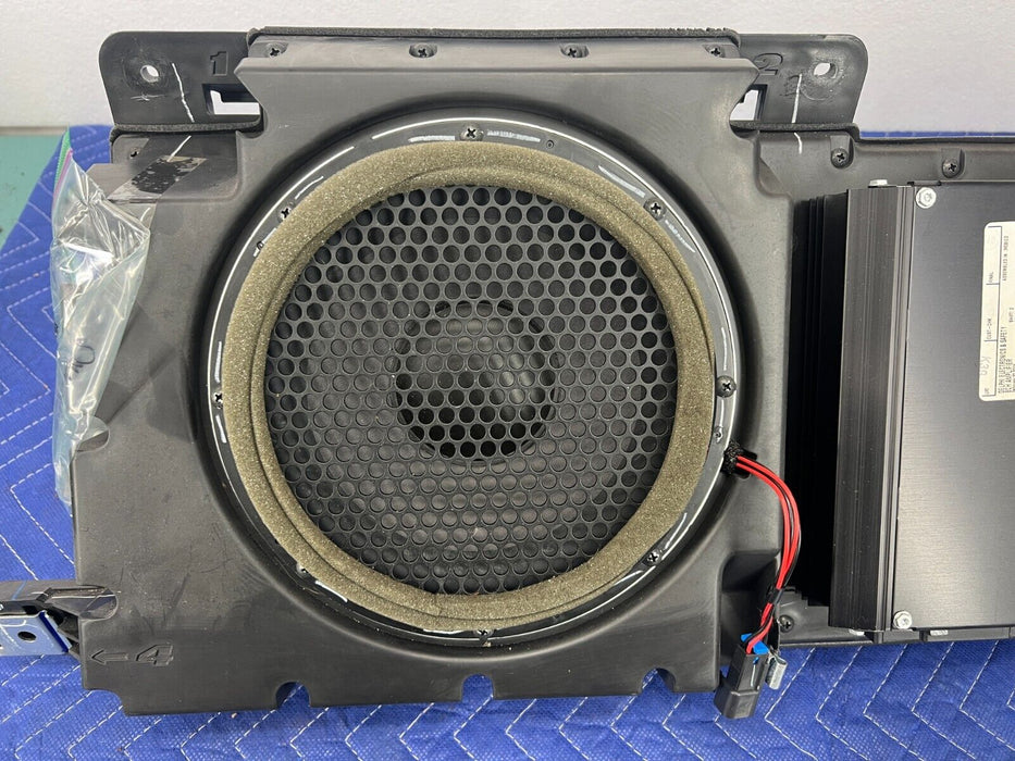 2006-2010 Hummer H3 Left Rear Subwoofer Amplifier Speaker 15851583 OEM #1400EM