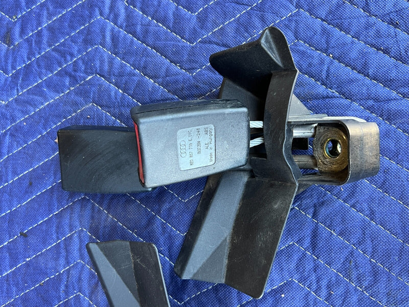 46764609