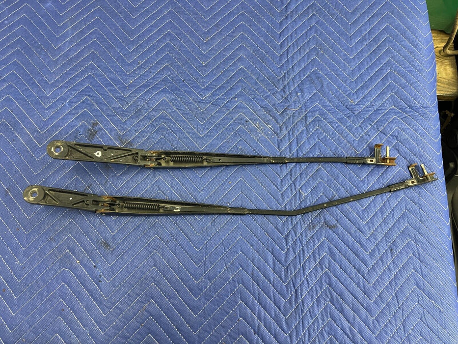 2006-2010 VW Jetta 2.5L LH & RH Windshield Wiper Arm Blade Pair Set OEM #104MC