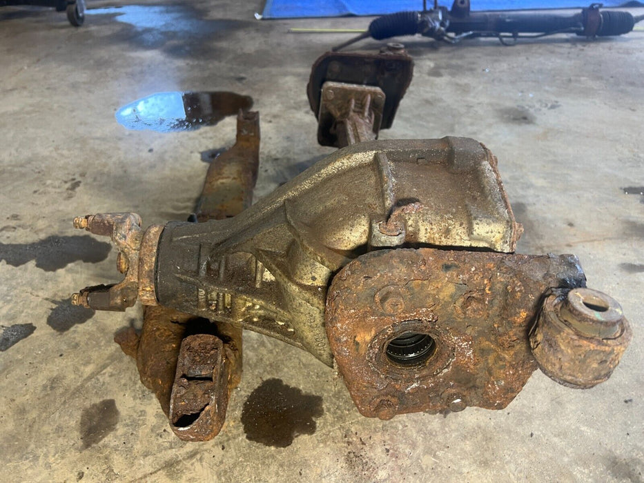 2006-2010 Hummer H3 Front Axle Differential Carrier 4.56 Ratio OEM #1511EM