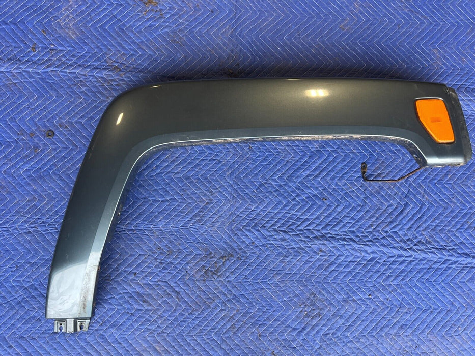 2006-2010 Hummer H3 Front RH Passenger Fender Flare Panel Stealth Gray OE#1432EM