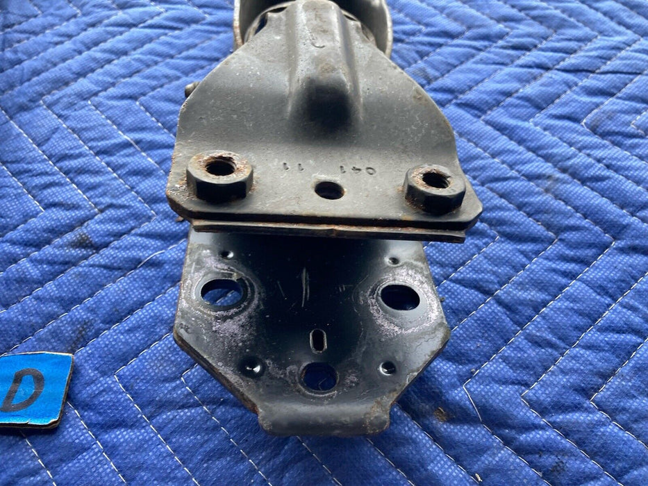 2006-2016 Chevy Impala GM Upper Engine Torque Shock Mount OEM #3206M