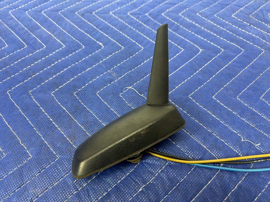 2006-2010 Hummer H3 Outer Roof Radio AM FM Antenna Assembly 15871696 OEM #1447EM