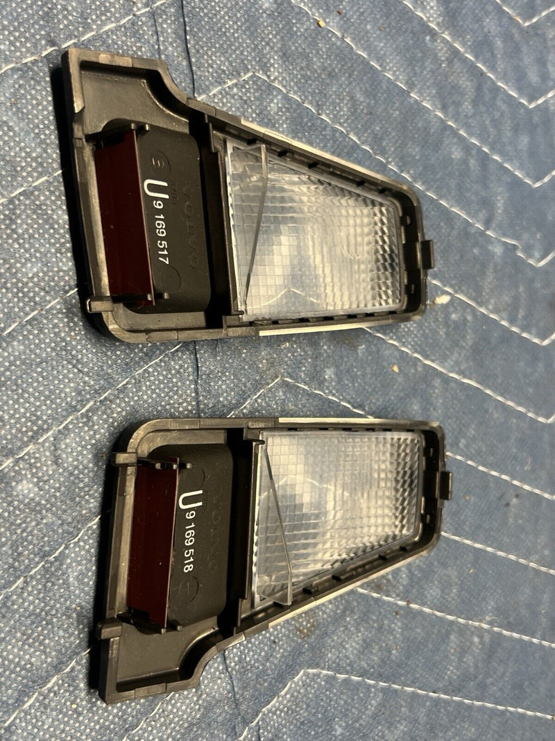 43770587
