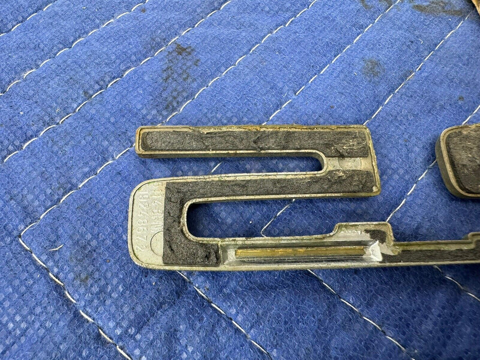 1984-1992 BMW E30 325 325i Trunk Badge Emblem OEM #3390E