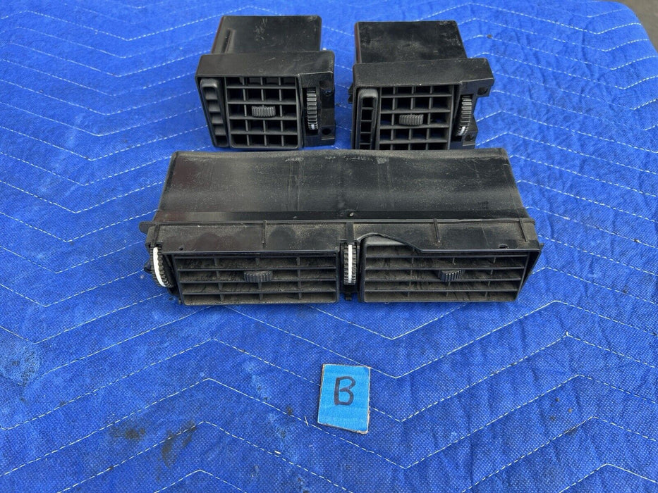 1986-1993 Volvo 240 244 245 Set Of Dash Vents HVAC Center L & R Black OEM #3603E