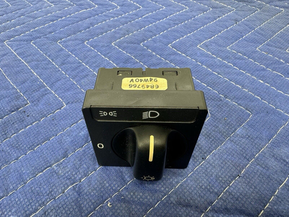 1994-1998 Volvo 850 960 V90 S90 Headlight Lamp Control Switch 6849766 OEM #3832E