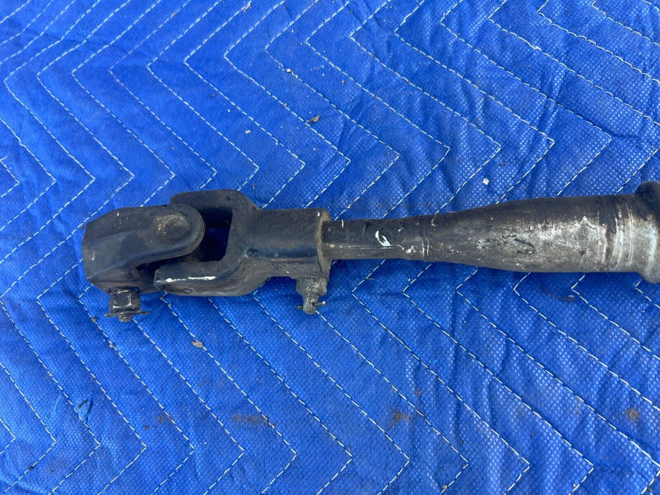 1984-1989 Volvo 740 760 Sedan Steering Column Intermediate I Shaft OEM #1718EM