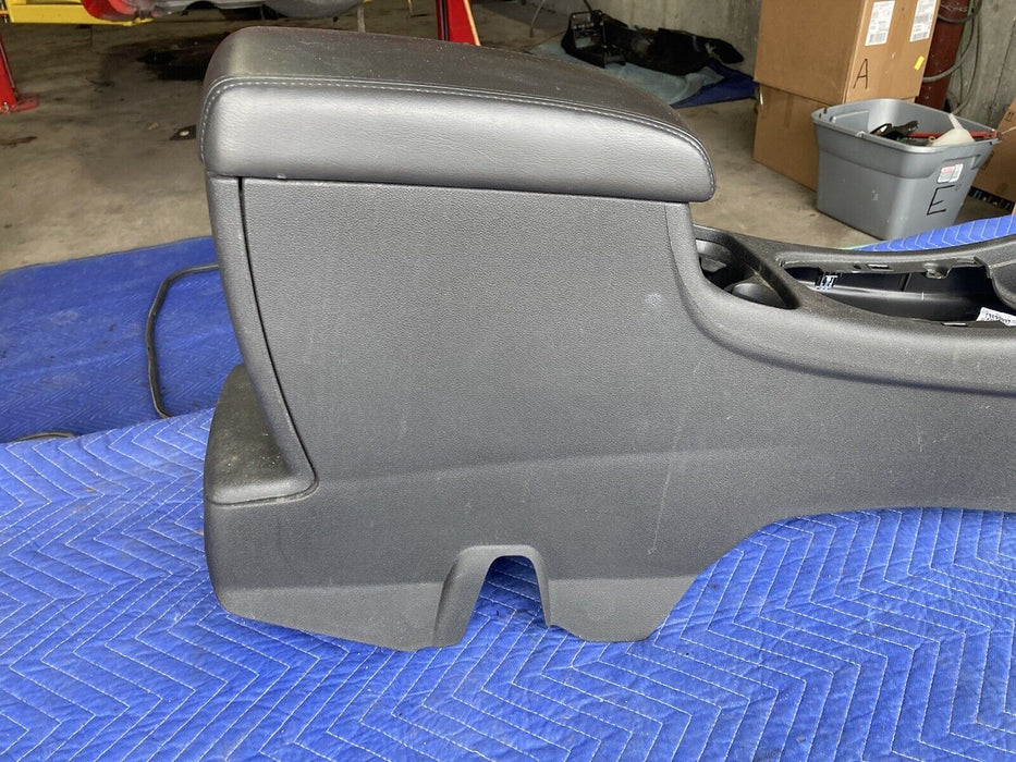 2006-2016 Chevy Impala GM Center Console Black  Sedan OEM #3102M