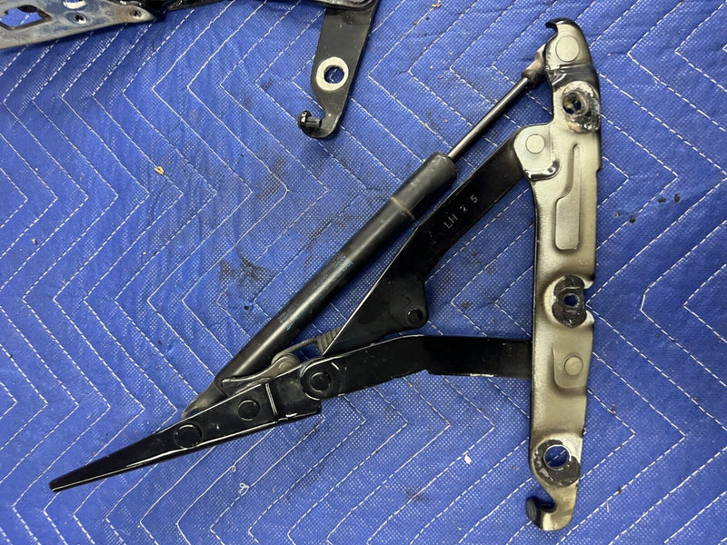 2006-2010 VW Jetta 2.5L Trunk Deck Hatch Hinge LH RH Pair 1K5827301A OEM #122MC