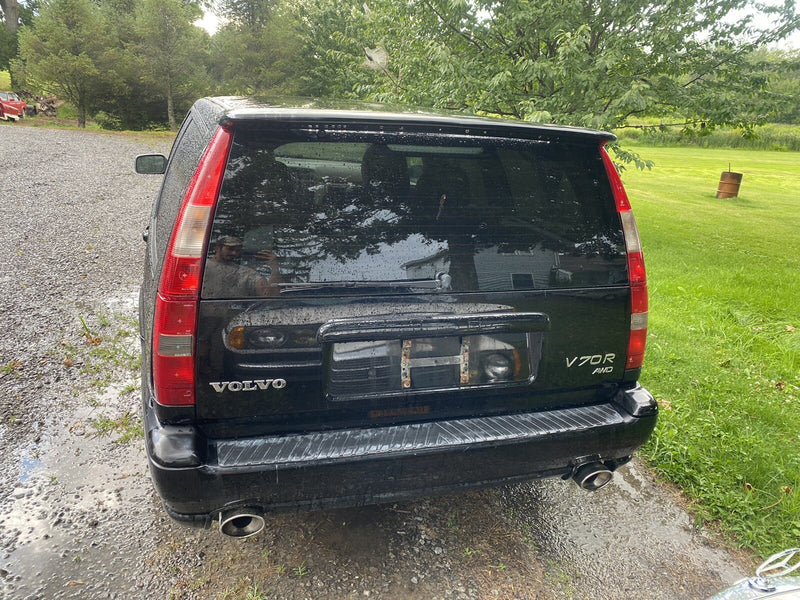 46761586