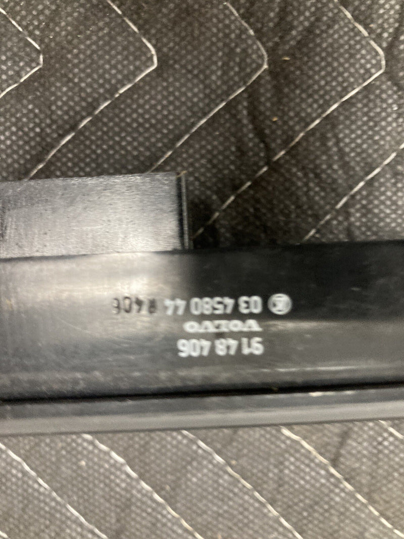 46762596