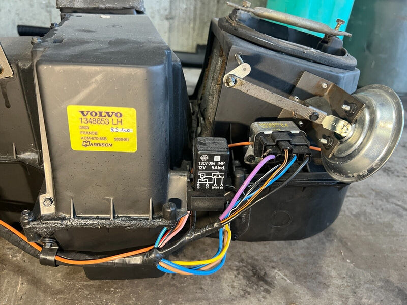 1984-1989 Volvo 740 760 Climate Control Heater Core Box HVAC Unit OEM #1614EM