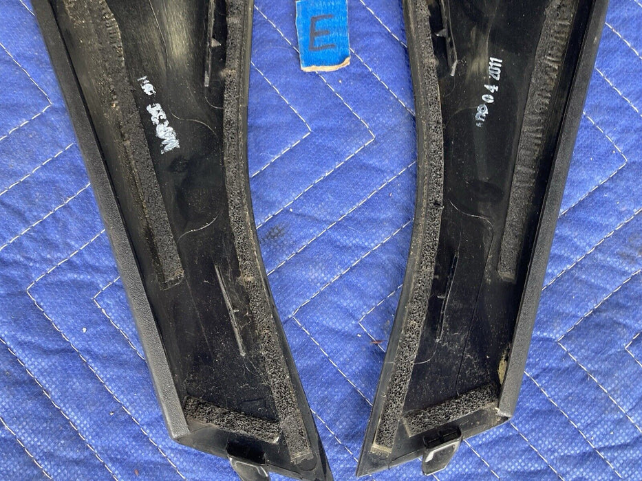 2006-2016 Chevy Impala GM Left Right B Pillar Trim Pair 25897631 OEM #3200M