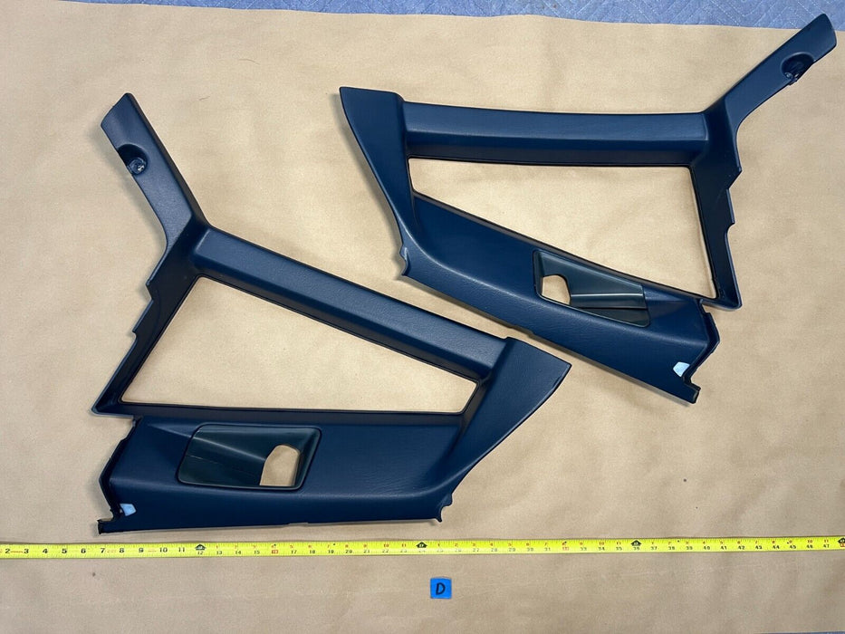 1984-1989 Volvo 740 760 Sedan L & R Rear Quarter Window Trim 1265532 OEM #1552EM