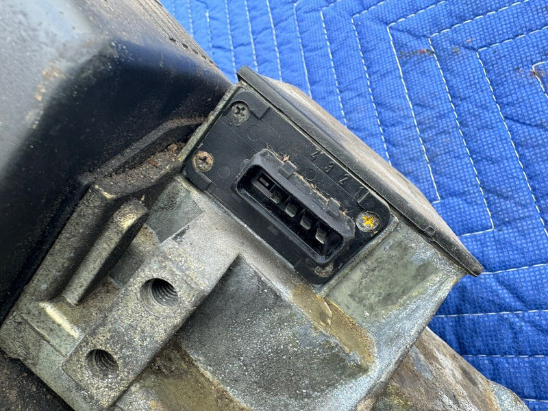 1986-1992 BMW E30 M20 2.5L Throttle Body Meter & Air Box Assembly 1715881 #3344E