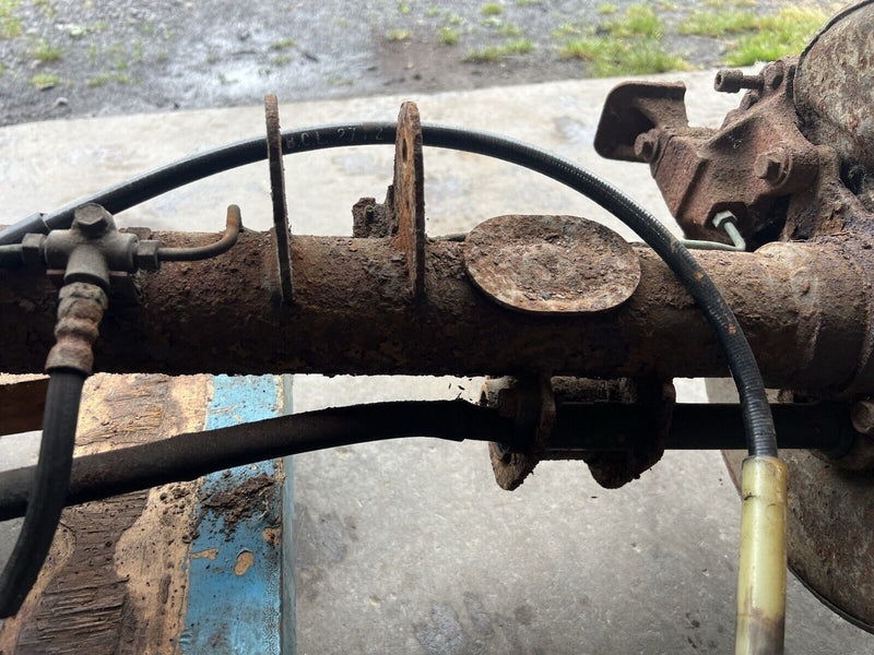 1986-1993 Volvo 240 244 245 Complete Rear Axle Assembly Dana 30 1031 OEM #3749E