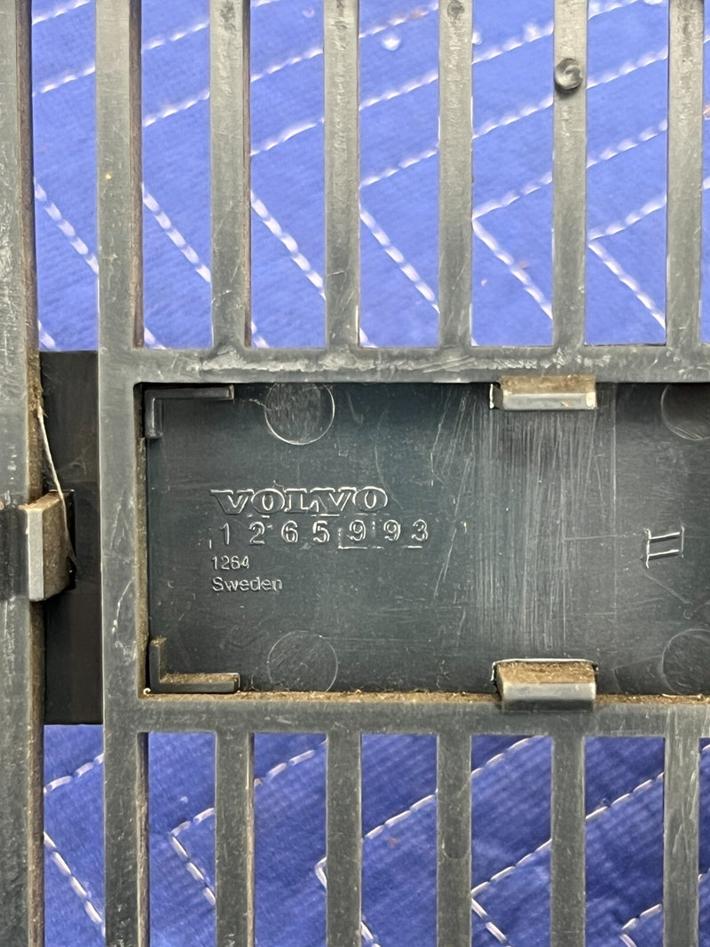 46768304