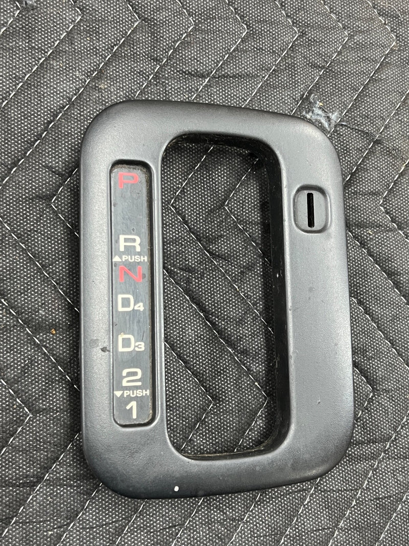 46764677