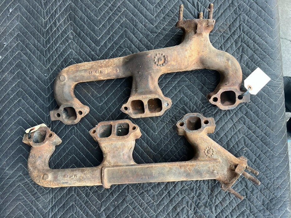 Chevy Small Block Exhaust Manifolds SBC 336710 &  Camaro #3558E