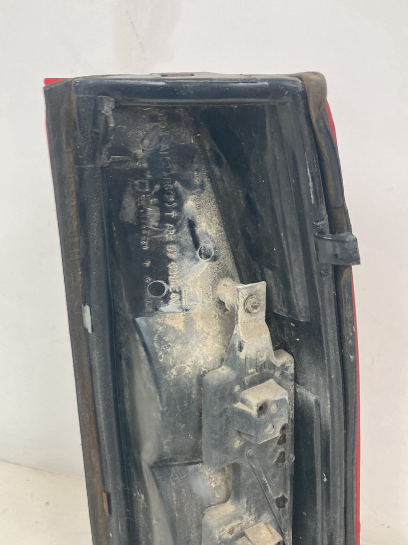 1995-1998 Chevrolet GMC C/K Passenger Right Tail Light Lamp Assembly OEM