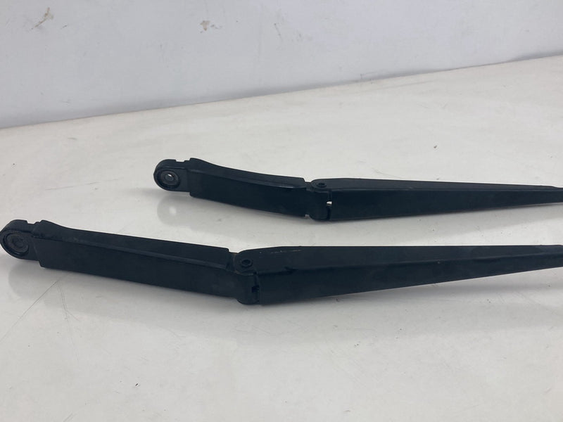 2005 Volvo XC90 I 275 Windshield Wiper Arm Pair 30753819 30753817 OEM #4828M