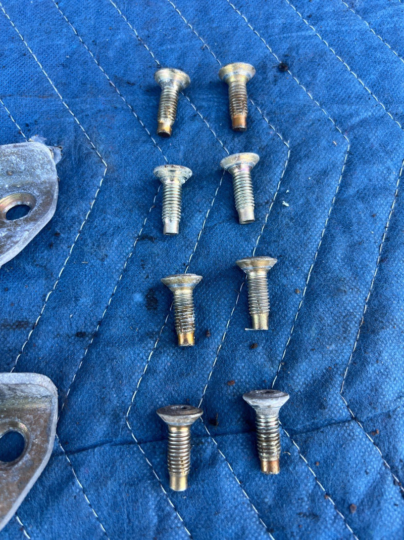 1986-1993 Volvo 240 244 245 Door Catch Latch Striker Plate Set of 4 OEM #4209EM