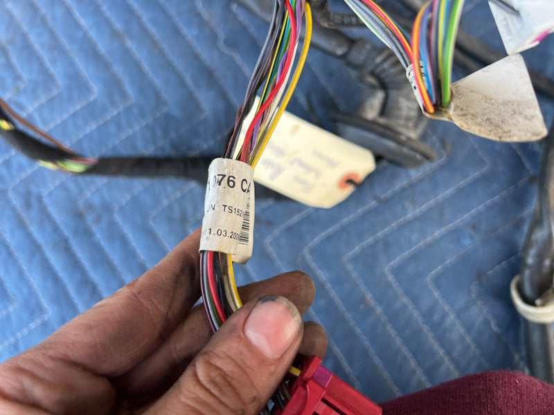 2005-2011 Audi A6 Front Right Headlight Lamp Wiring Harness 4F1971076 OE #3479EM