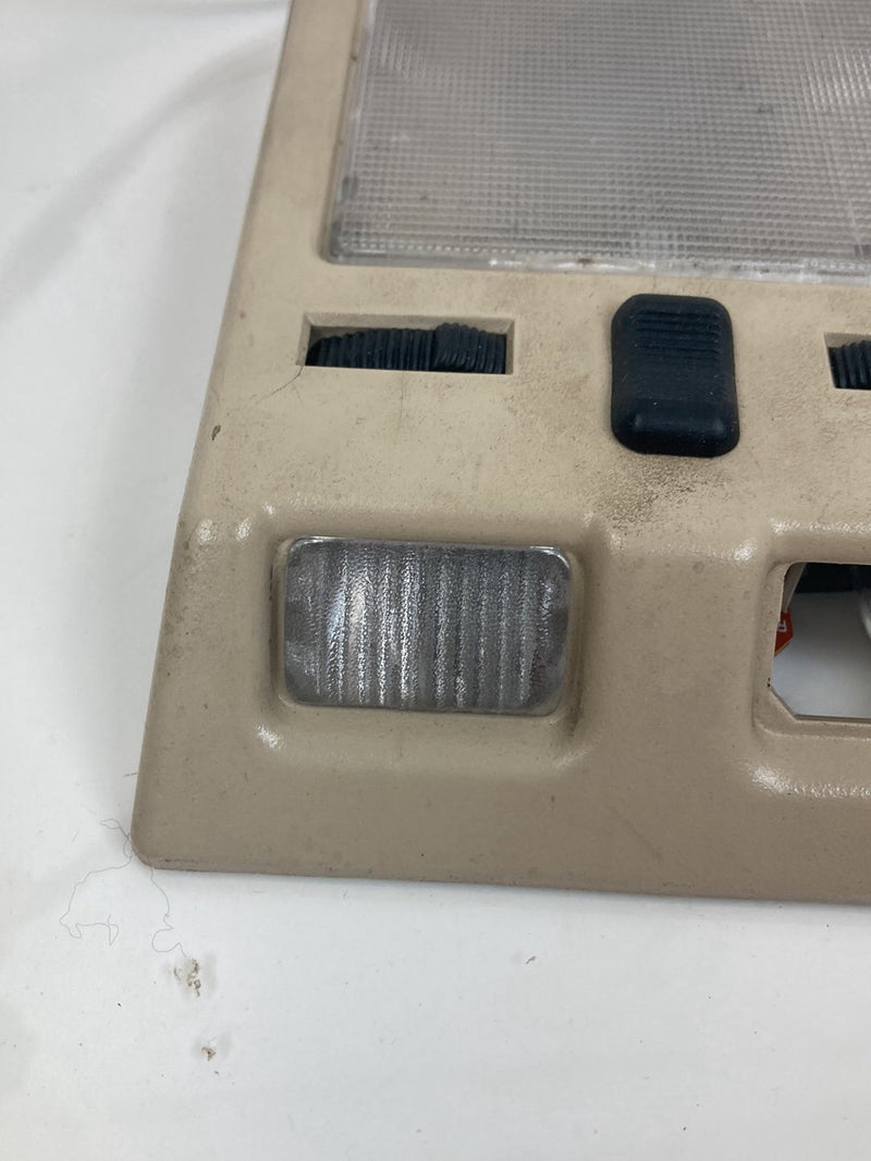 1992 Volvo 940 944 - Dome Light Front PN: 072