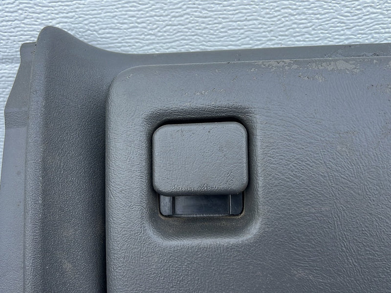 Chevrolet Silverado - Glove Box PN: 15120384