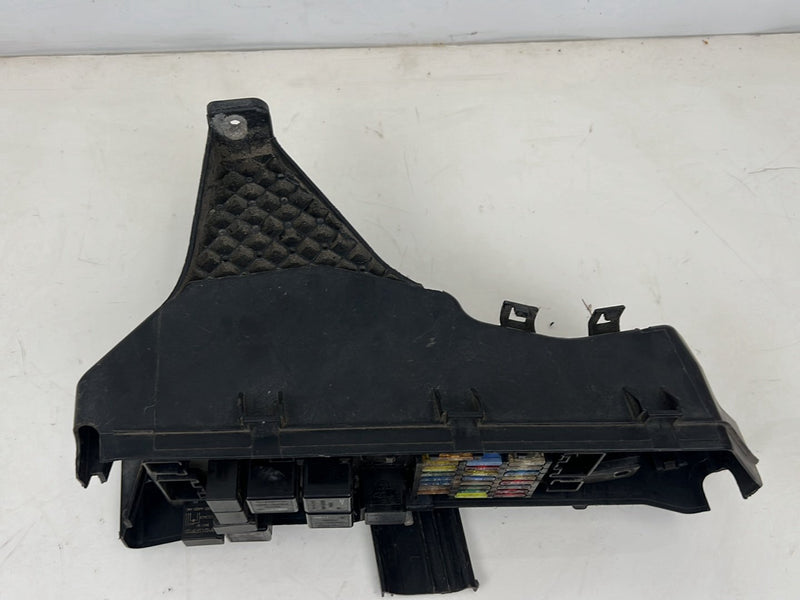 2004-2007 Volvo S60R V70R Engine Fuse Box Relay Junction 9494210 OEM #5739EM