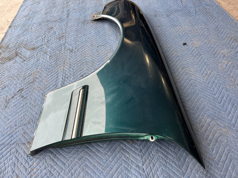 1998-2003 Mercedes W210 E320 Front Driver Left Fender Panel Green OEM #4733EM
