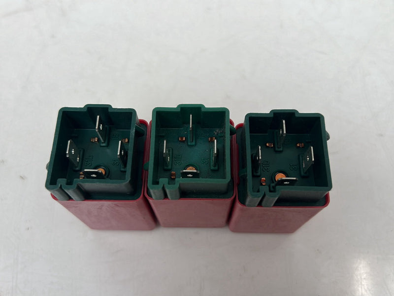 1993-1997 Volvo 850 Fuel Pump Relay Set of 4 898797000 OEM