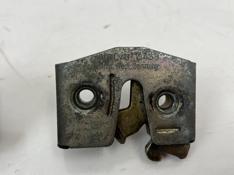 1986-1993 Volvo 240 244 Door Latch Plate Set of 4 Lock 6438 OEM