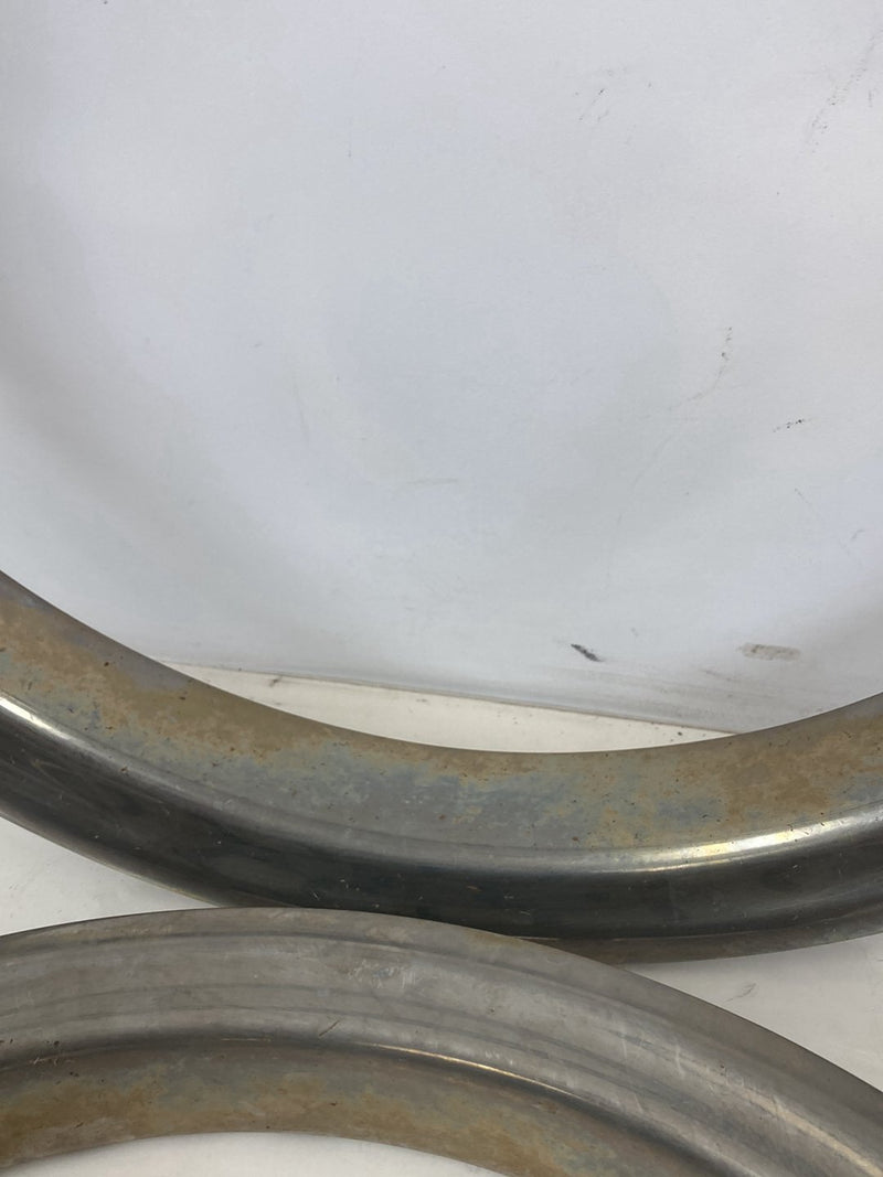 1995-1998 Chevrolet Silverado 2500 GMT400 Hub Cap 15661737 OEM