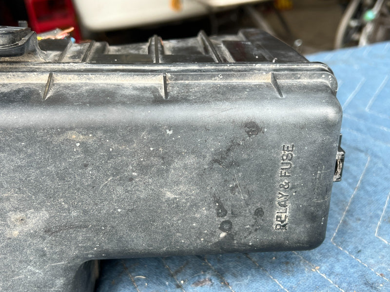 2002-2006 Toyota Camry Engine Fuse Relay Junction Module Box Assembly OEM #128DU