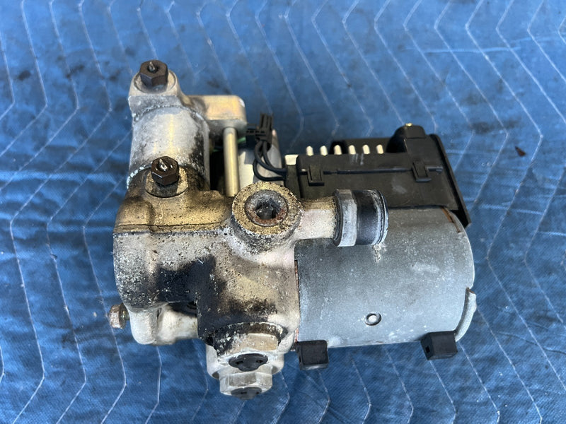 1989-1995 Volvo 740 940 Sedan ABS Anti Lock Brake Pump & Module OEM #3741EM