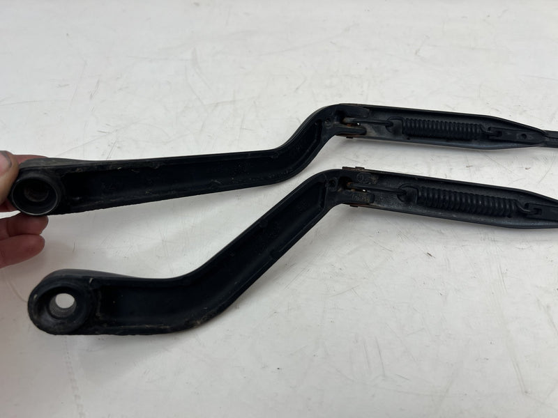1998-2000 Volvo S70 V70 XC Front Right Left Windshield Wiper Arm Pair OE #6860EM